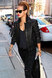 th_92497_Rihanna_arrives_at_Milk_in_Manhattan_16_122_344lo.jpg