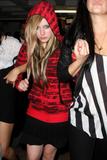 th_49390_Avril_lavigne_-_candids_leaving_the_My_House_nightclub_in_Hollywood_April_8_11_123_390lo.jpg