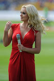th_25009_celeb-city.org-The_Elder-Katherine_Jenkins_2009-07-08_-_sings_the_Welsh_national_anthem_before_the_game_6105_122_470lo.jpg