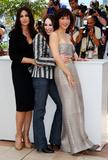 th_81572_Celebutopia-Monica_Bellucci_and_Sophie_MarceauDon37t_Look_Back_Photocall_during_the_62nd_International_Cannes_Film_Festival-02_122_475lo.jpg