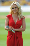 th_25003_celeb-city.org-The_Elder-Katherine_Jenkins_2009-07-08_-_sings_the_Welsh_national_anthem_before_the_game_880_122_561lo.jpg