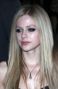 th_82112_Avril_Lavigne_at_Pure_Nightclub_J0001_001_122_98lo.jpg