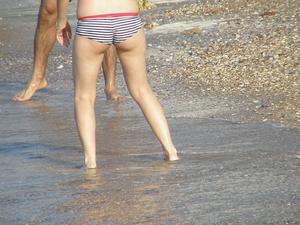 Sexy Greek Ass Candid Beach -14h5ekodd5.jpg