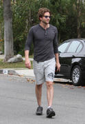 http://img176.imagevenue.com/loc96/th_82024_BradleyCooperHeadingToTheGymInLosAngeles3.06.1010_123_96lo.jpg